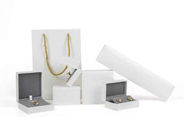 How to choose the right paper jewelry packaging box manufacturer?